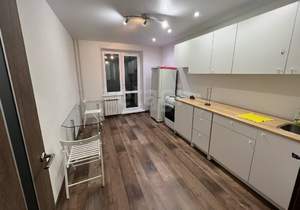 2-к квартира, вторичка, 52м2, 1/10 этаж