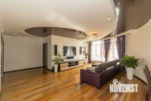 3-к квартира, вторичка, 117м2, 13/19 этаж