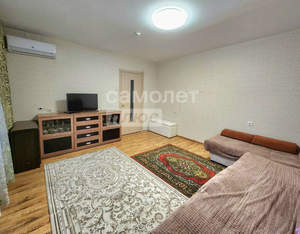 2-к квартира, вторичка, 62м2, 1/10 этаж