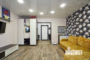 2-к квартира, вторичка, 57м2, 1/9 этаж