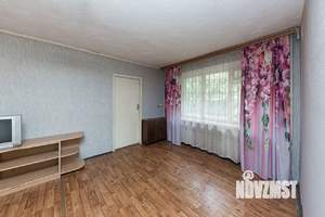 2-к квартира, вторичка, 45м2, 1/5 этаж