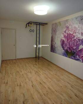 2-к квартира, вторичка, 64м2, 1/10 этаж