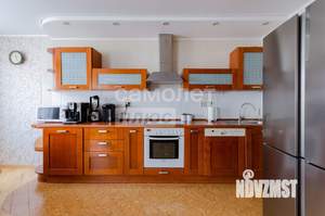 4-к квартира, вторичка, 119м2, 2/10 этаж