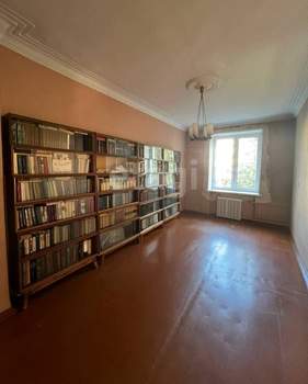 4-к квартира, вторичка, 97м2, 2/5 этаж