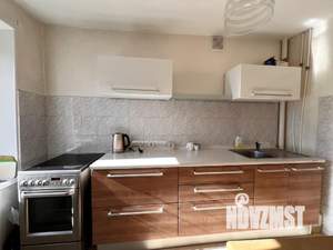 2-к квартира, вторичка, 49м2, 3/5 этаж