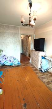 2-к квартира, вторичка, 52м2, 1/9 этаж