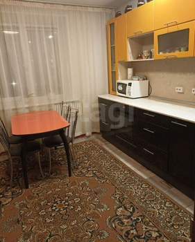 3-к квартира, вторичка, 97м2, 5/6 этаж