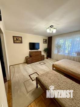 2-к квартира, вторичка, 54м2, 1/11 этаж