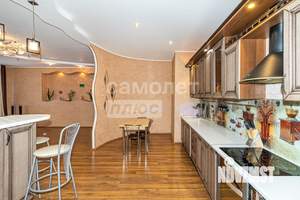 3-к квартира, вторичка, 140м2, 9/14 этаж