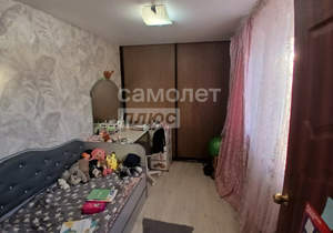 3-к квартира, вторичка, 42м2, 5/5 этаж