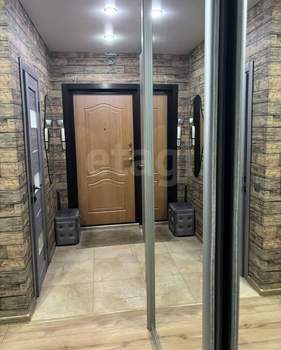 2-к квартира, вторичка, 57м2, 7/10 этаж