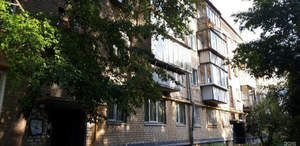 2-к квартира, вторичка, 44м2, 1/4 этаж