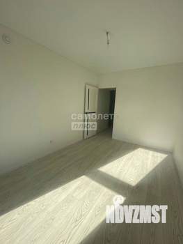 2-к квартира, вторичка, 54м2, 1/10 этаж