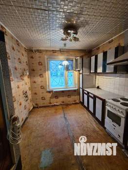 2-к квартира, вторичка, 52м2, 1/10 этаж