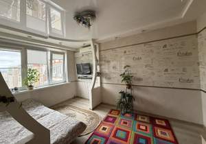 4-к квартира, вторичка, 78м2, 10/10 этаж