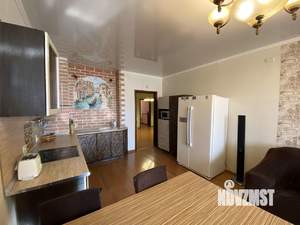 4-к квартира, вторичка, 106м2, 4/17 этаж