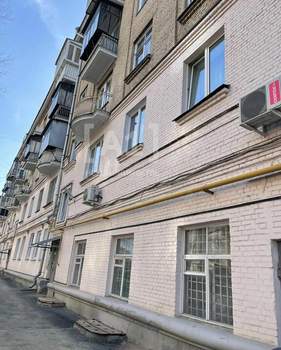 2-к квартира, вторичка, 65м2, 1/5 этаж