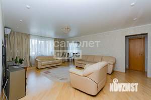 4-к квартира, вторичка, 119м2, 2/10 этаж